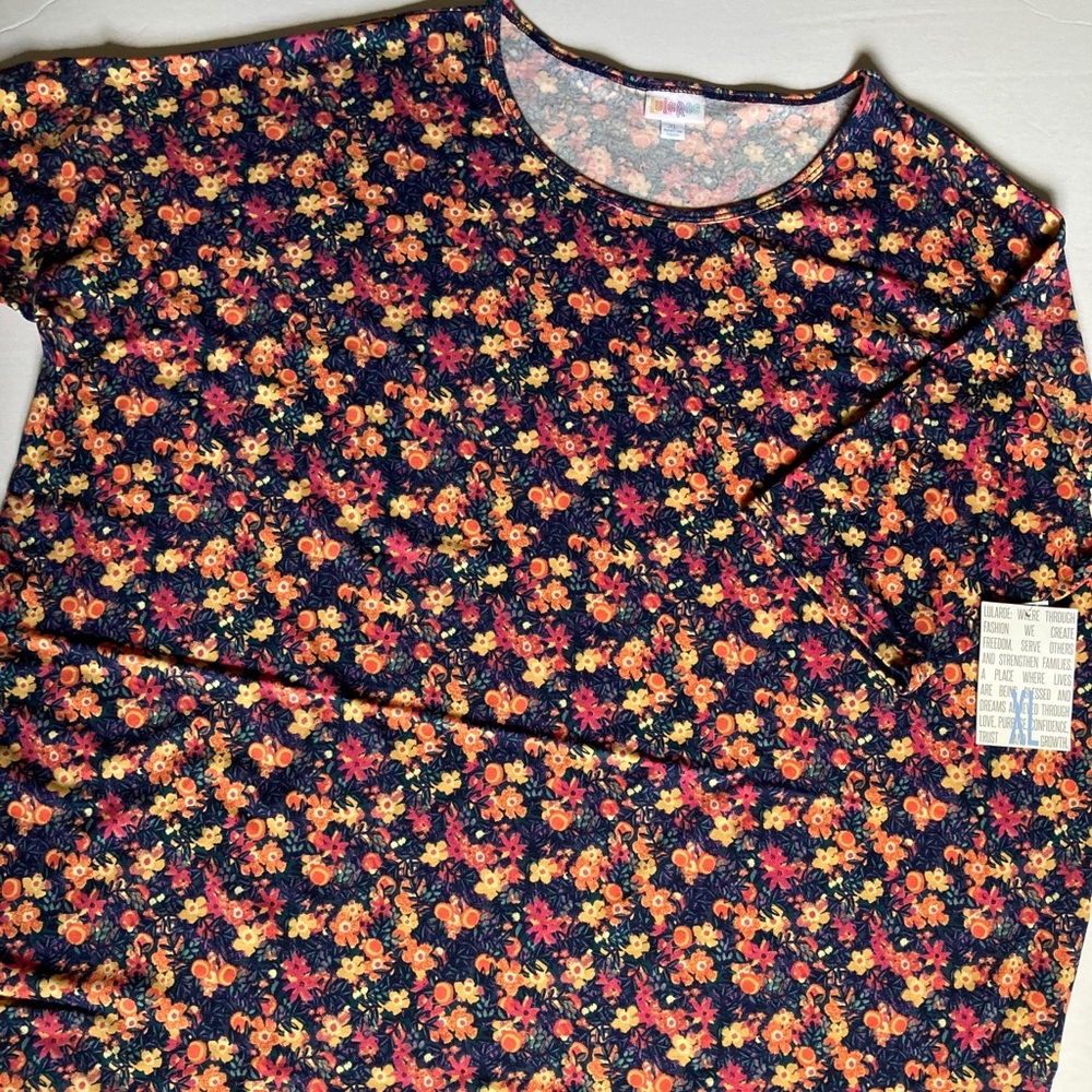 Lularoe Irma blouse